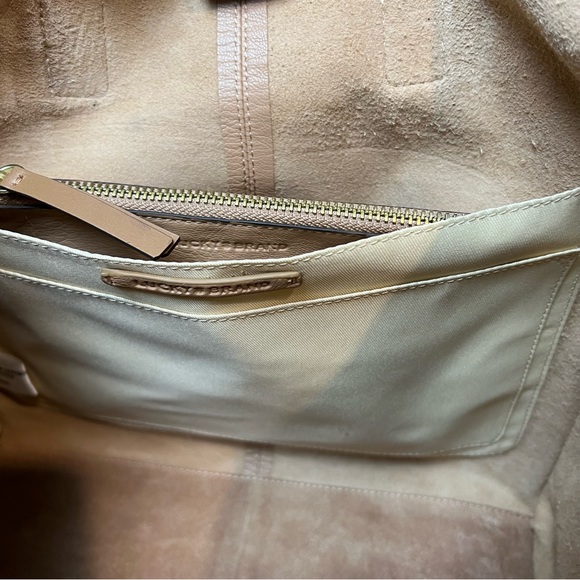 Lucky Brand Dina Leather Tote Bag - Picture 9 of 12